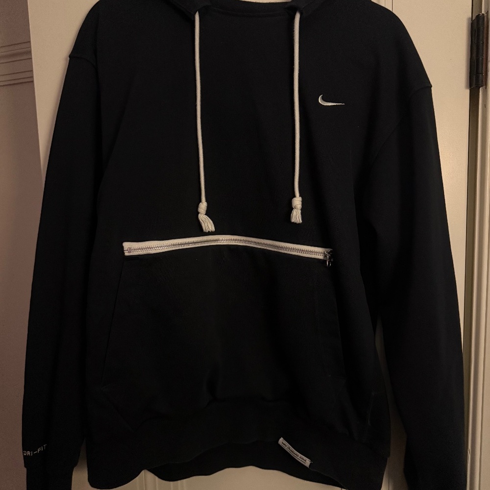 Mens Black Nike Basketball Hoodie - Size Med